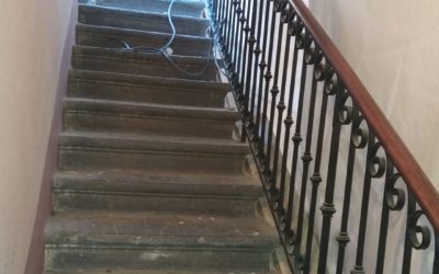 Démolition d’un escalier dans un immeuble habité!
