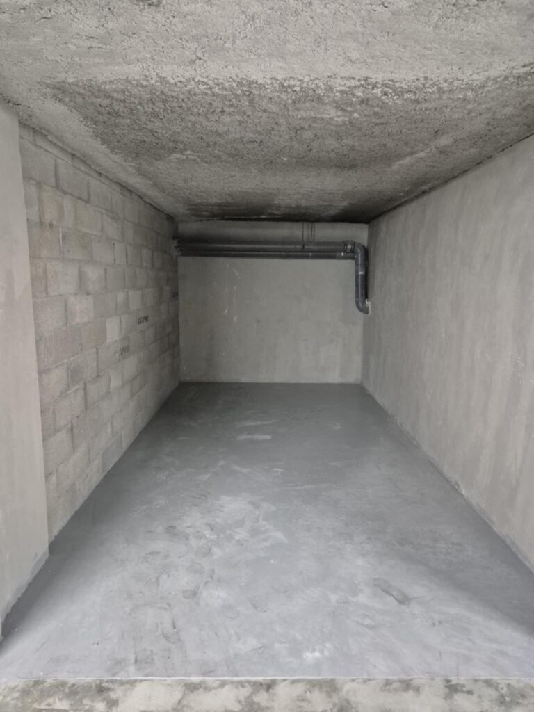 Garage remis à neuf, prêt à être réutilisé